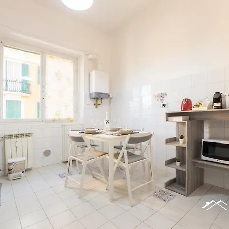 8m| 2br| Parking By Tilo جنوة