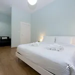 8m| 2br| Parking By Tilo