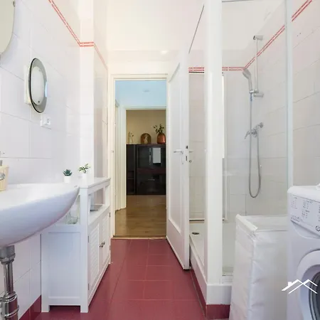 8m| 2br| Parking By Tilo Appartement Genua